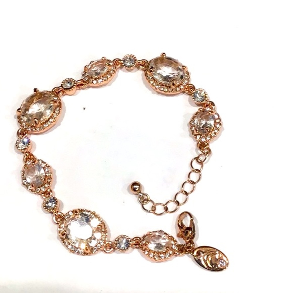 Gorgeous Rose gold & diamond costume bracelet like new